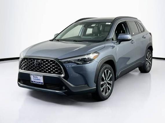 TOYOTA COROLLA CROSS 2022 7MUDAABG1NV040287 image